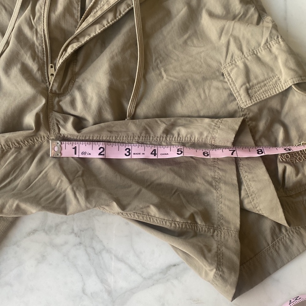 THE NORTH FACE Womens Shorts 6 long 7” inseam - Picture 6 of 9